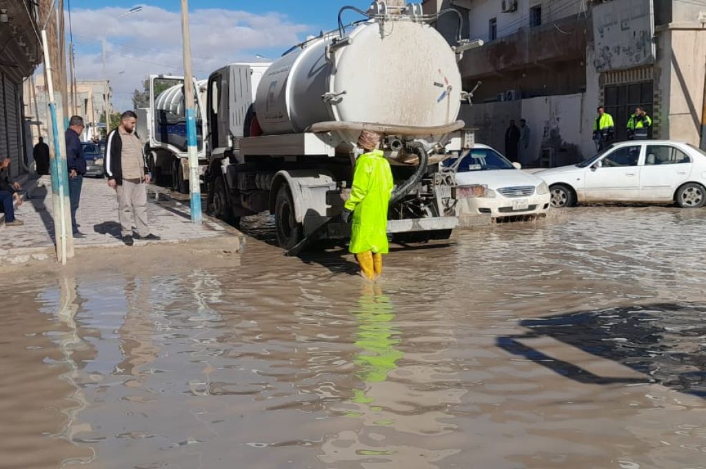 خاص.. شركة المياه والصرف الصحي تؤكد لصدى استمرار حلحلة المختنقات بعدد من المناطق