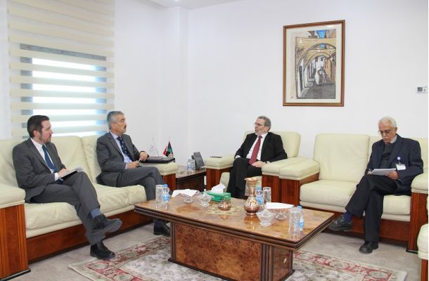 وزارة الحكم المحلي تكرّم مصطفى صنع الله