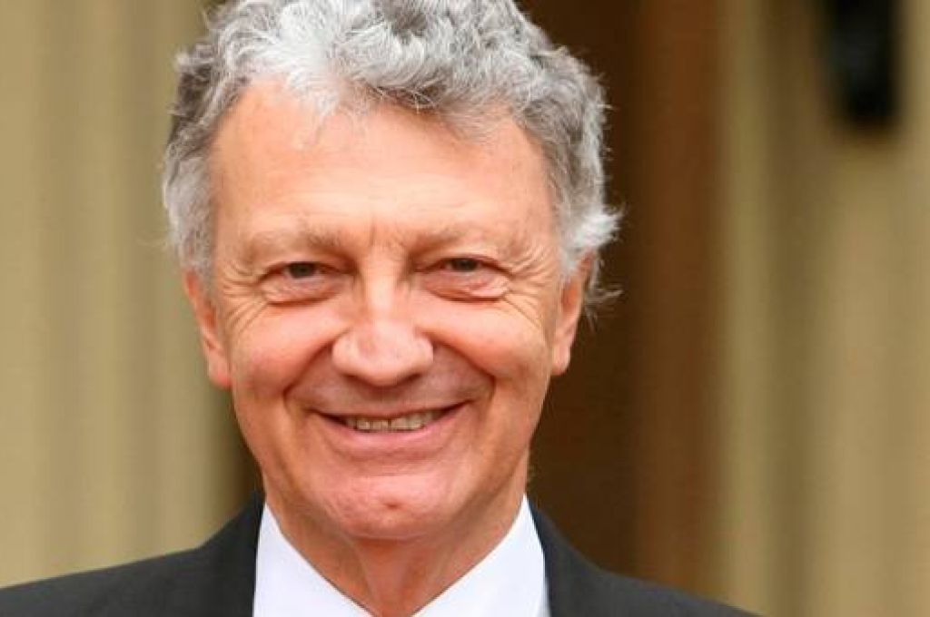 الحكومة الأيرلندية تهدد بسحب الدعم البحري والمالي على خلفية الإساءة للمهاجرين في المتوسط