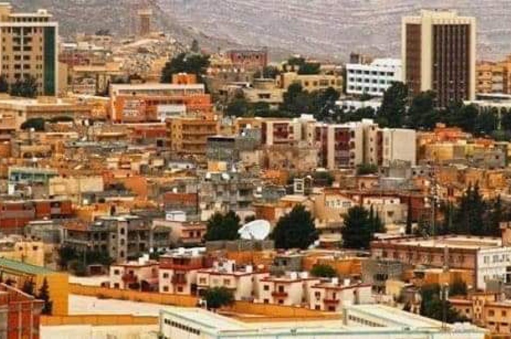 "بومطاري" يعتمد مشروع التنمية المكانية الصناعية