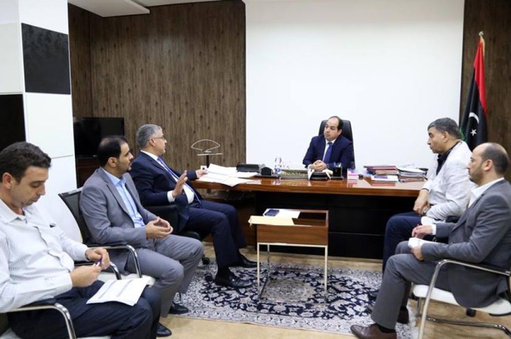 معيتيق يعقد اجتماعاً لغرض تجنب الوقوع في عجز كهربائي كبير في ديسمبر القادم