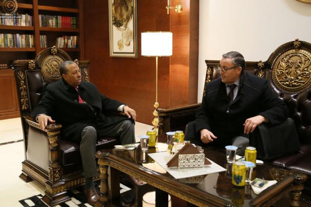 المجلس الرئاسي يصدر بيانا باستئناف حركة الملاحة الجوية بمطار معيتيقة الدولي رغم التهديدات