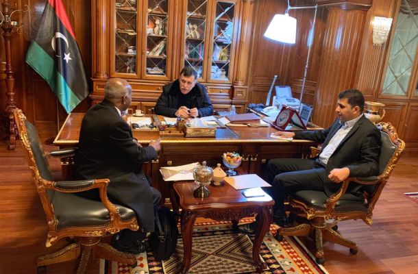 معيتيق يناقش مع الكبير مستجدات برنامج الإصلاحات الاقتصادية