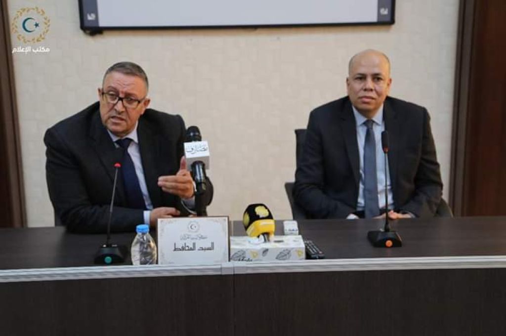 المخاطر المالية على ميزانية 2020م عجوزات مالية تتراكم ... واحتياطيات نقدية تتناقص