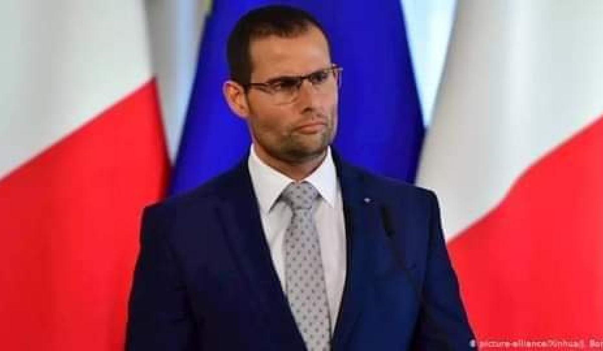 مالطا توداي: السلطات المالطية تواصل التحقيق في قضايا منح التأشيرات المزورة للمواطنين في ليبيا