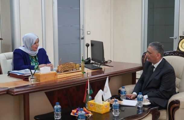 الدبيبة يطالب المالية بموافاته بآخر إجراءات القطاعات لتنفيذ جدول المرتبات الموحد