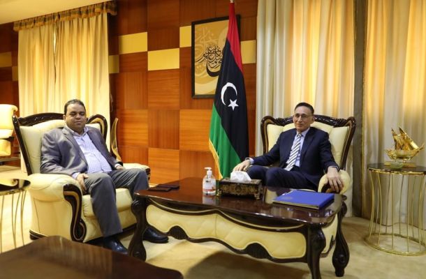 "الدبيبة" يتابع عدد من المشاريع بمدينة مصراتة وذلك ضمن خطة عودة الحياة