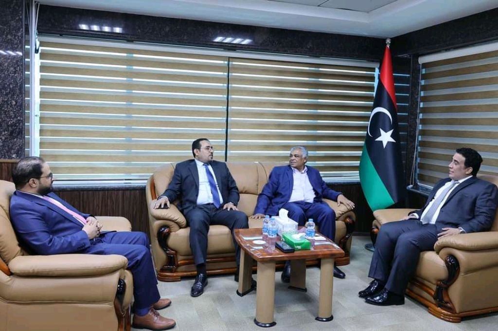 "شكشك" يبحث فريقي التخطيط الاستراتيجي والتشغيل الإجراءات العملية لتحديد الأنشطة التشغيلية لتنفيذ المخطط