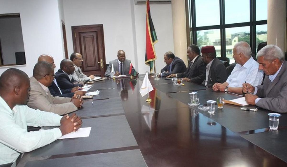 وزير العمل يناقش مع اتحاد عمّال ليبيا توحيد العمل النقابي