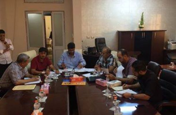 صندوق الزكاة فرع مدينة بني وليد يشرع في توزيع السلال الغذائية