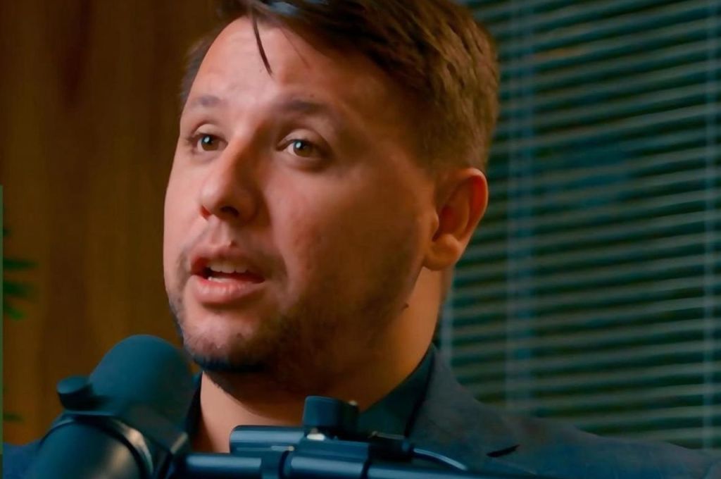 شريحة: مؤسسة النفط تطالب بملياري دينار على الرغم من توريدها شحنات لمصر وتحصيل مدفوعات مقابل البنزين المغشوش