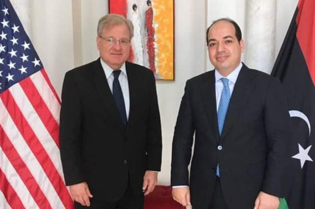 ميناء بنغازي يستقبل أكثر من 6 آلاف طن من الإسمنت