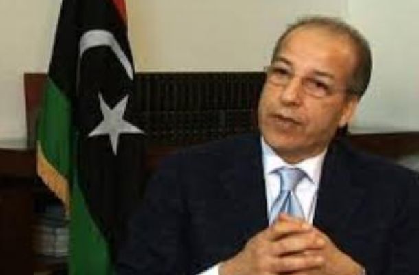 يونايتد ترسوا في ميناء طبرق البحري