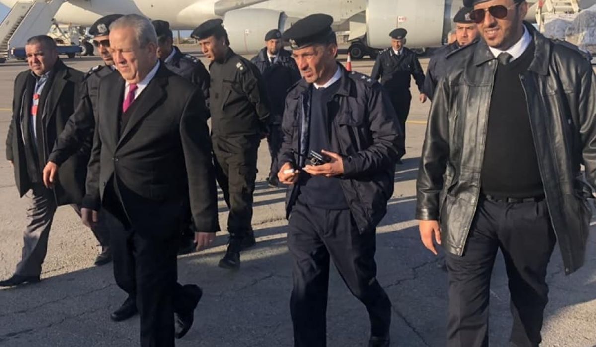 وصول الشحنة الثانية من المادة الخام لجوازات السفر