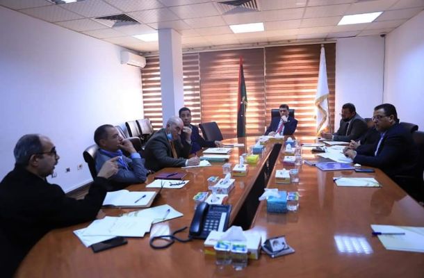 "الحويج " يلتقي مع سفير جمهورية باكستان لبحث آلية عودة الشركات الباكستانية