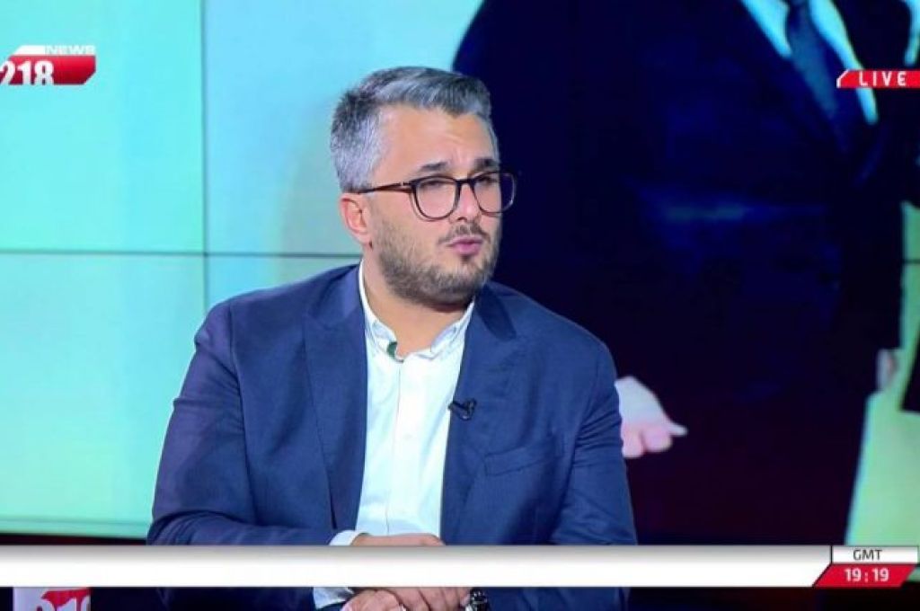 خبير اقتصادي: المركزي يشعر بحالة تضخم شخصية و يأخذ على عاتقه أشياء لا علاقة له بها