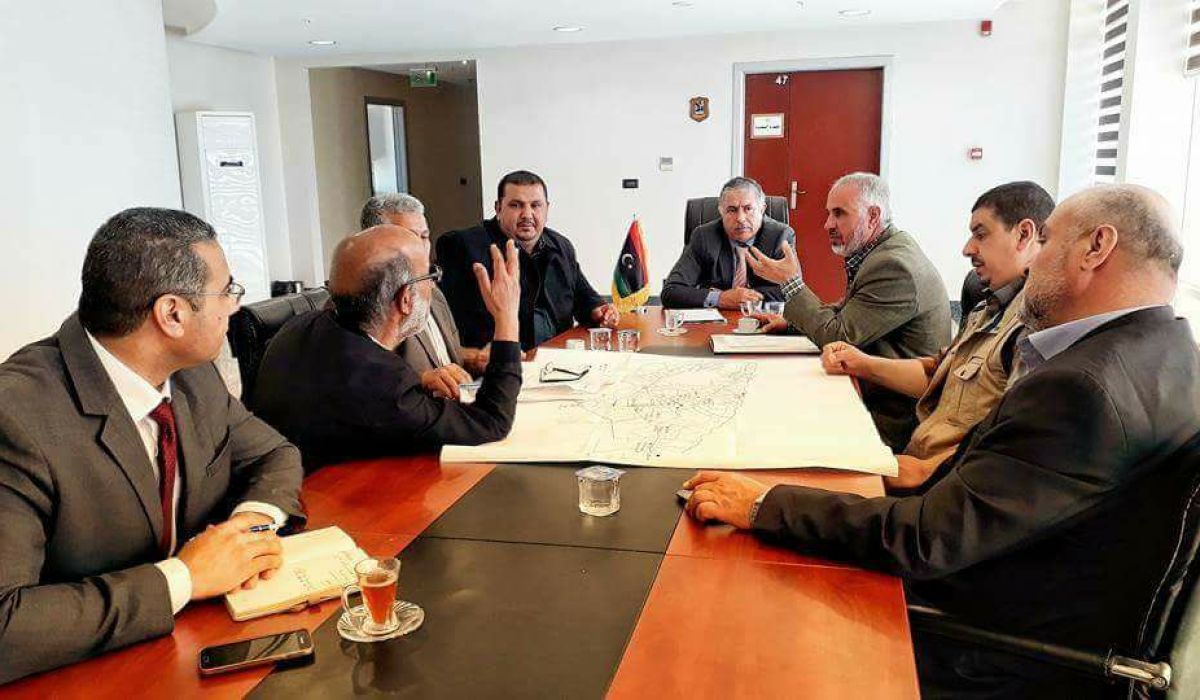 التجهيز لإنشاء محطة لتحلية مياه البحر بمصراته