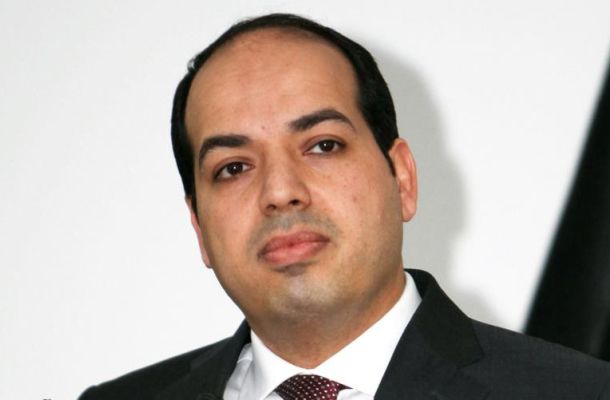 بعد تعرض ميناء طرابلس للقصف .. داخلية الوفاق تطمئن المواطنين بأن الوقود متوفر بكميات كافية