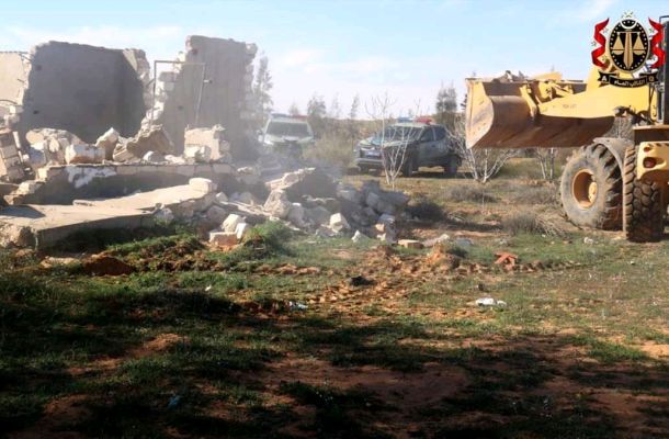 "وزير النفط والغاز" يباشر مهامه بالوزارة