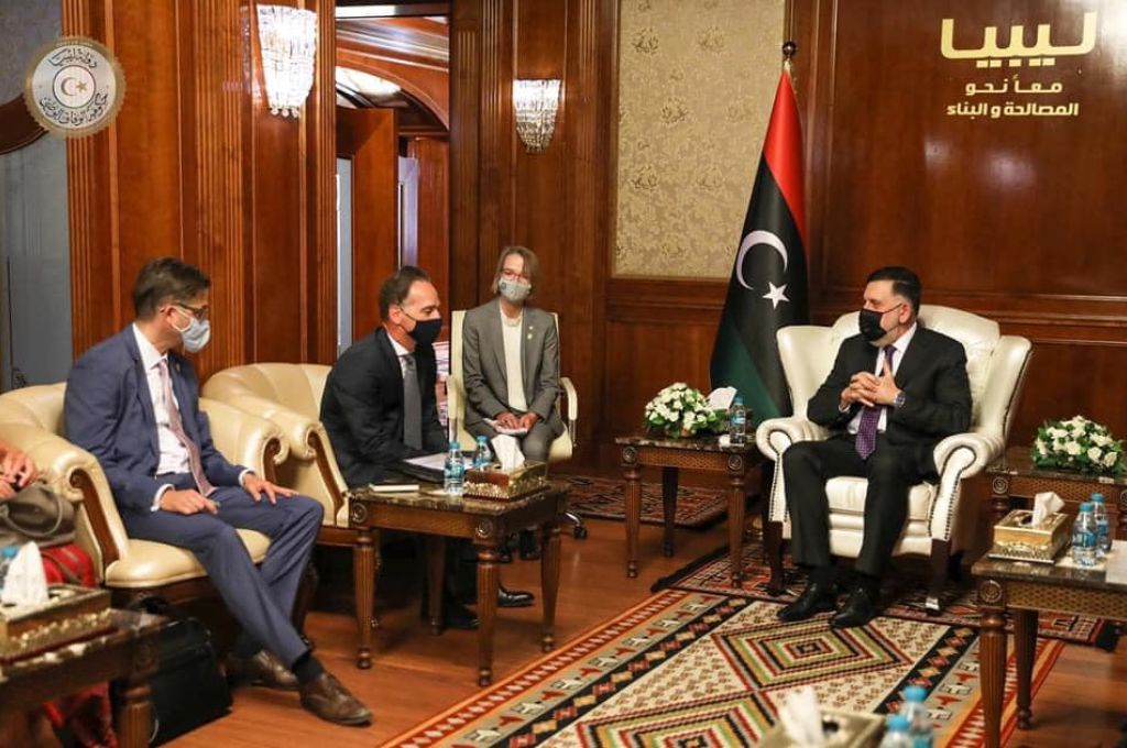 معاليه يكافح سيادته...!