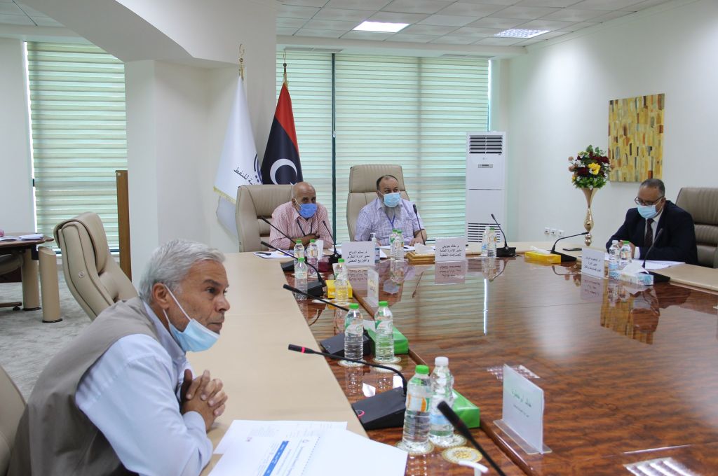 تصدير مليون برميل نفط و13 ألف طن من الأمونيا عبر مينائي الزويتينة والبريقة