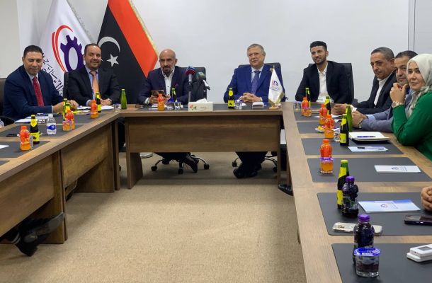 المركزي ينشر تفاصيل طلبات فتح الاعتمادات المستندية