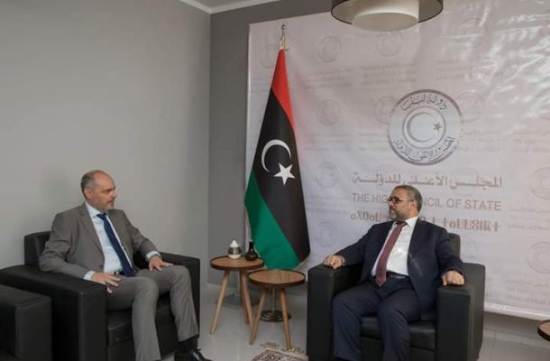 وزير الخارجية اليوناني : من الممكن إقامة قنصلية يونانية في مدينة بنغازي لتسهيل التجارة بين البلدين