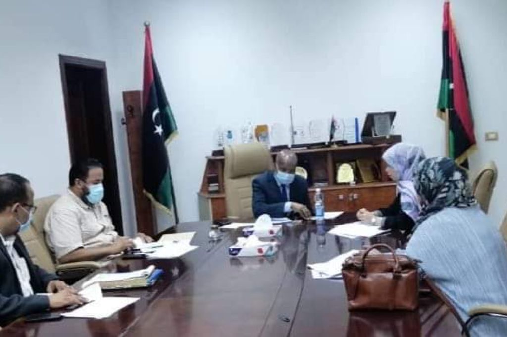 مؤسسة النفط تبحث مع شركة آكاكوس معدلات الإنتاج والميزانية المعتمدة والمصروفات في 2020