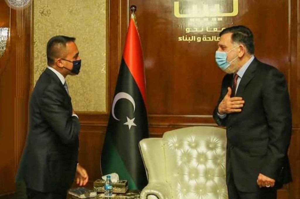 "الذيب" يناقش كيفية تأمين وحماية المنشآت النفطية