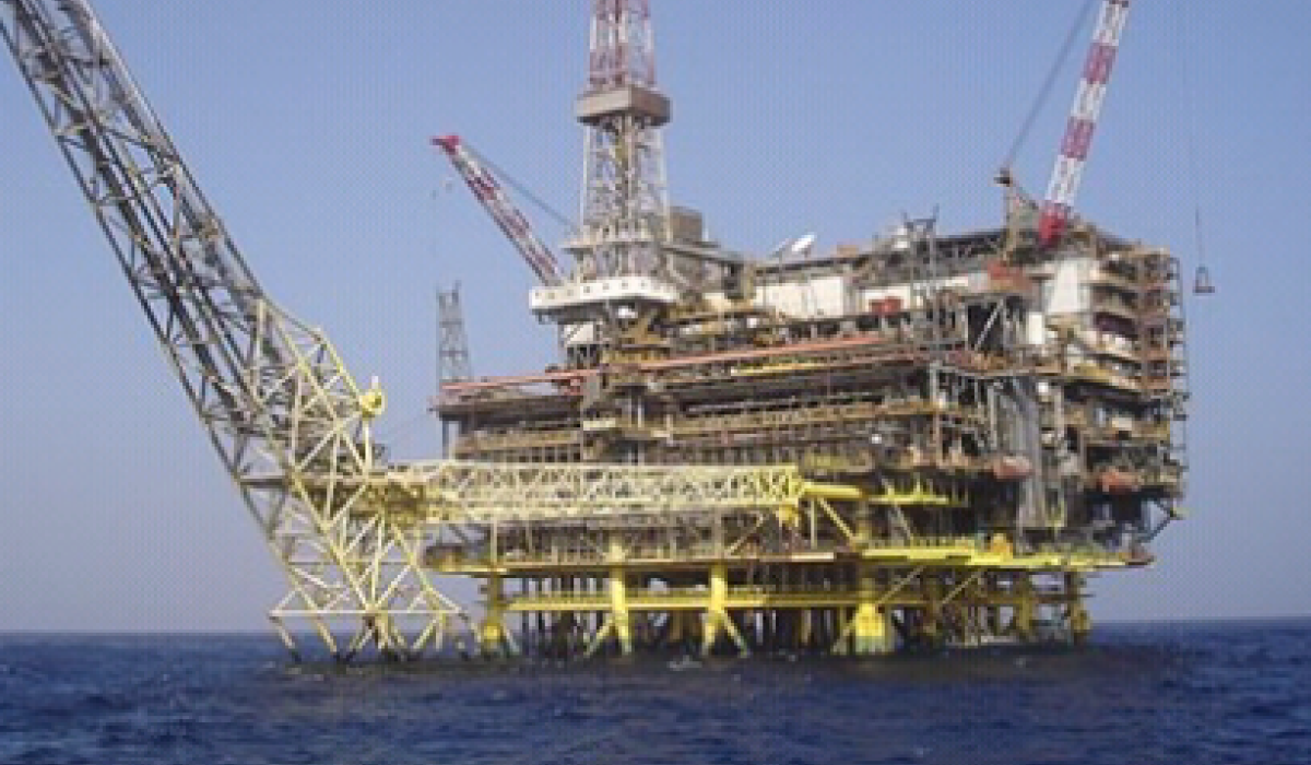 المعهد الملكي البريطاني: "إيني" للنفط والغاز لديها مصالح نفطية مشتركة مع ليبيا وإعادة فتح النفط الليبي يمثل أولوية لإيطاليا