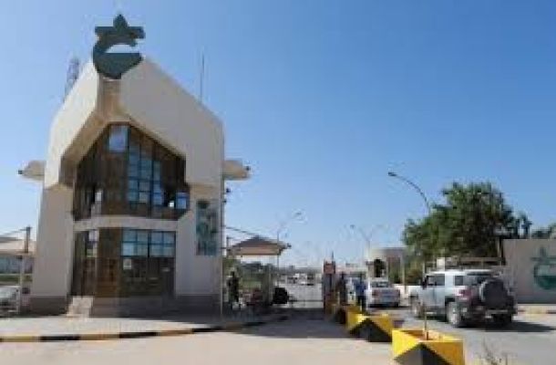 "بالفيديو" الرقابة الإدارية مياه البحر تسربت تحت كورنيش طرابلس