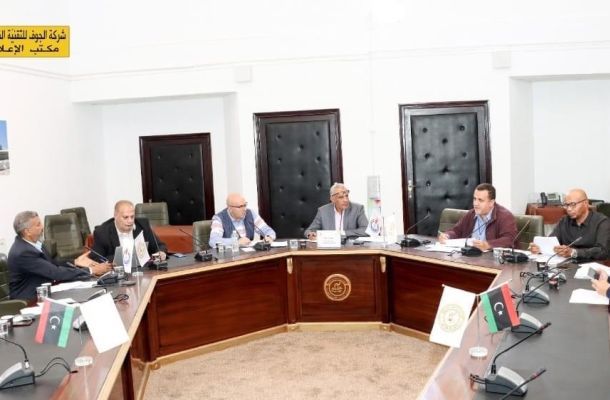 جناح شركة هواوي يستقبل زواره خلال افتتاح معرض ليبيا الدولي للاتصالات والتقنية