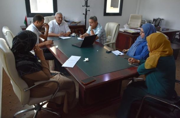 للغارديان: مؤسس شركة فولبروك البريطانية يضغط على حكومة بلاده لمصالح مع مجلس النواب