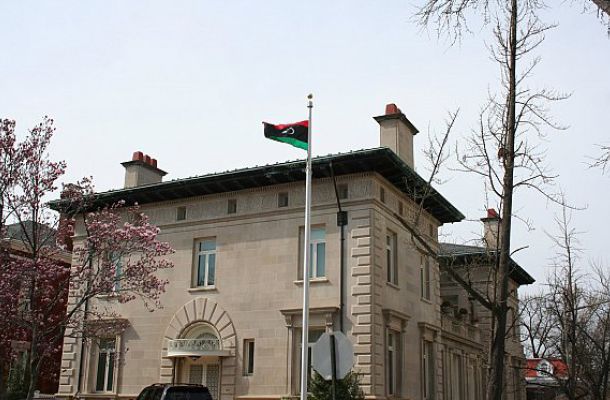 خاص.. فريق السيولة بالمركزي يؤكد حصرياً لصدى تسليم قسم اصدار غريان 12 مليون لفروع التجاري الوطني