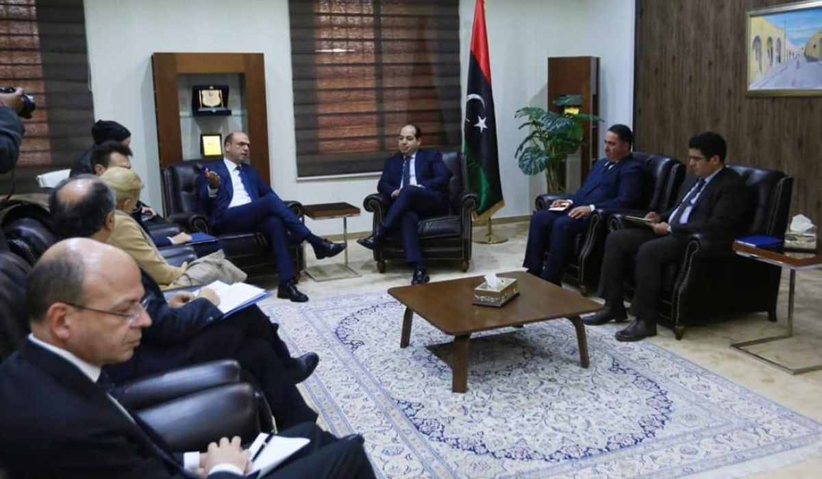 معيتيق يلتقي وزير خارجية إيطاليا و التعاون الاقتصادي محور اللقاء
