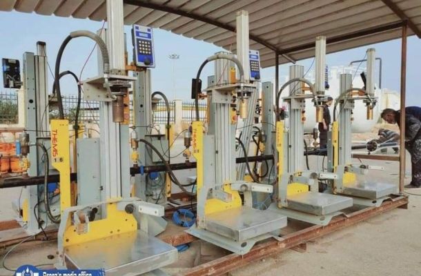وزير الإسكان يجري اجتماعاً مع رؤساء عدد من الأجهزة التنفيذية حول ملف التعويضات