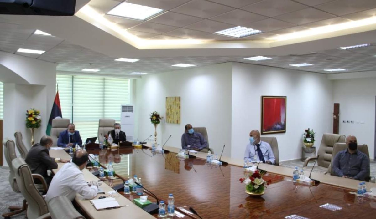 مؤسسة النفط تبحث الميزانية العامة لشركة مليتة ومشاريعها خلال 2021