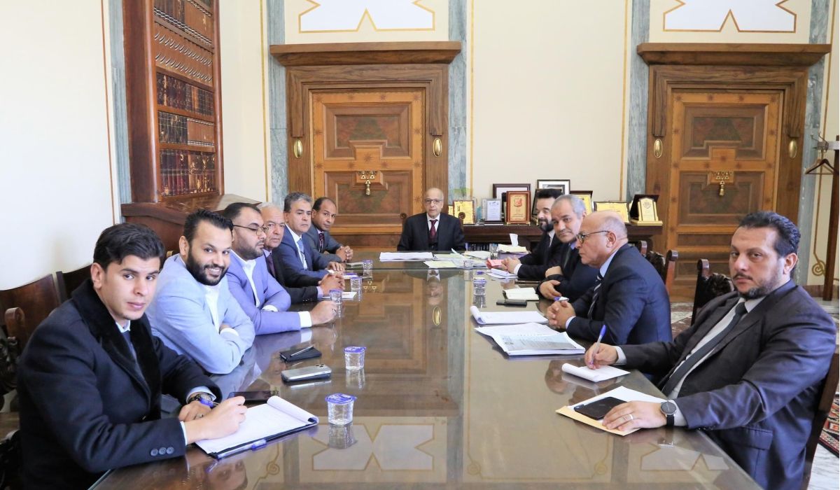 "الكبير يبحث مع لجنة التخطيط والمالية والموازنة العامة المختنقات التي تواجه الإنفاق العام لسنة 2022