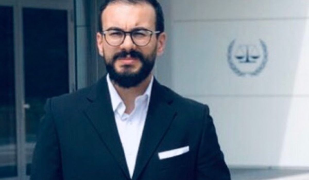 بعرة يكتب مقالاً بعنوان "من أين لهم هذا"؟
