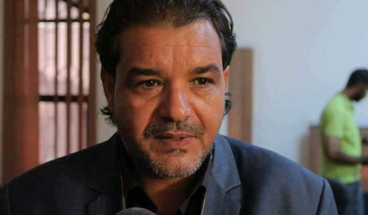 غرفة التجارة والصناعة سبها تبحث إعادة فتح الحدود مع الجزائر لتوريد السلع الغذائية