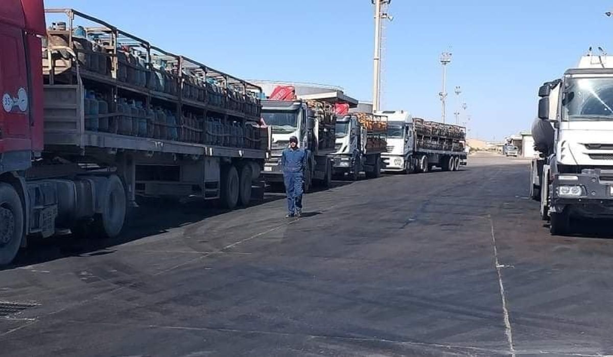 مستودع مصراتة النفطي يرسل شحنة من غاز الطهي إلى مدينة بني وليد
