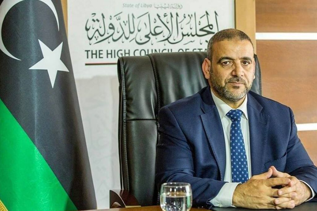 "الصلح": من المتوقع انخفاض سعر الدولار بفتح الاعتمادات من قبل المركزي ولكن انخفاضه سيكون مؤقتًا