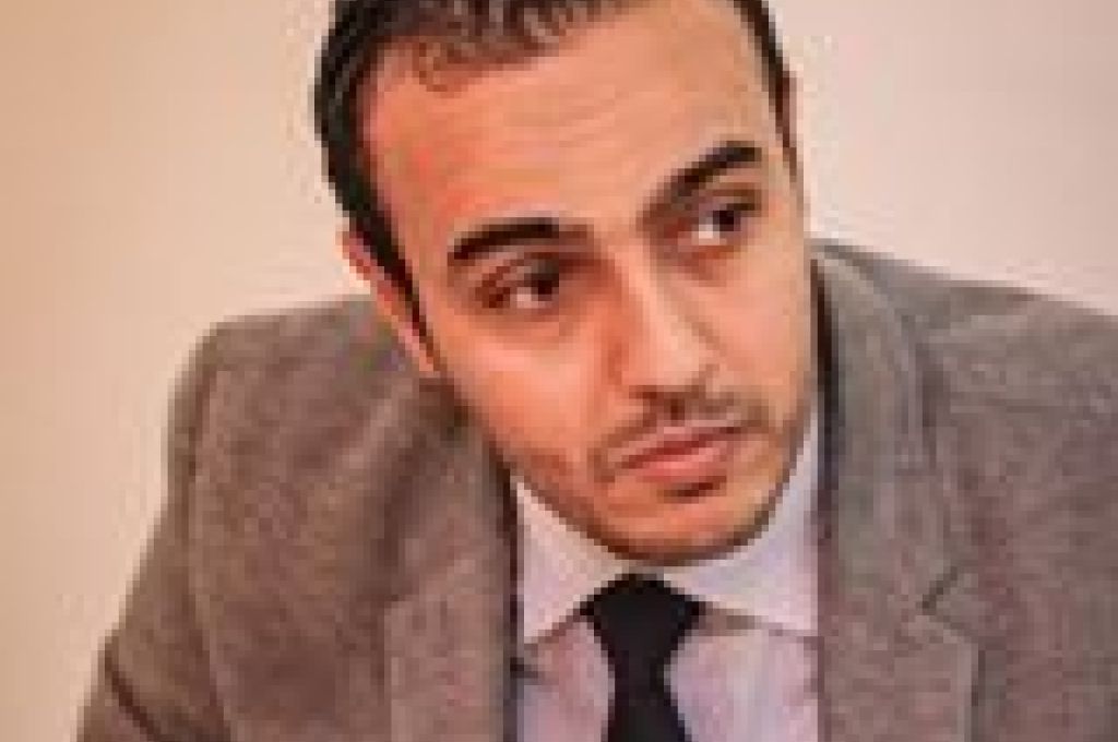 الكبير: الدينار مازال يتعافى وأزمة البنوك متشعبة بسبب غياب الأمن ودور المؤسسات