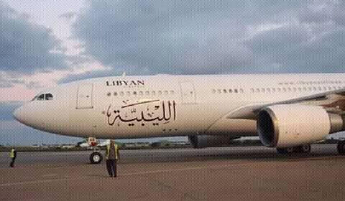 بعد استكمال عملية الصيانة الخطوط الليبية تستقبل إحدى طائراتها المتضررة جراء القذائف العشوائية