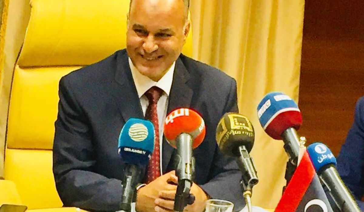 العيساوي: يدمج 7 مكاتب سجل تجاري محلي بمكتب السجل المحلي بطرابلس
