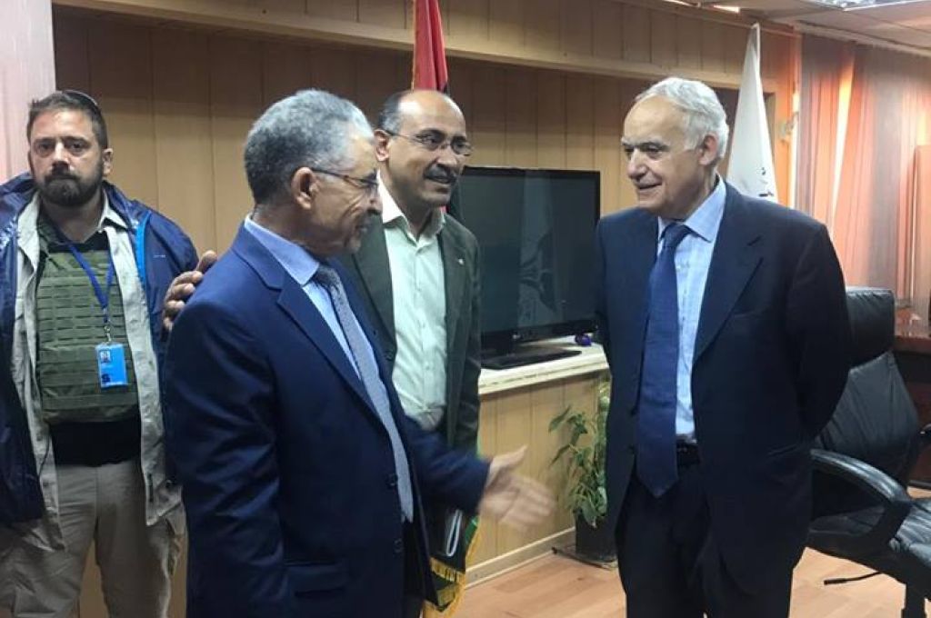 السراج يبحث مع عقاب توحيد المؤسسات السيادية والإصلاحات الاقتصادية