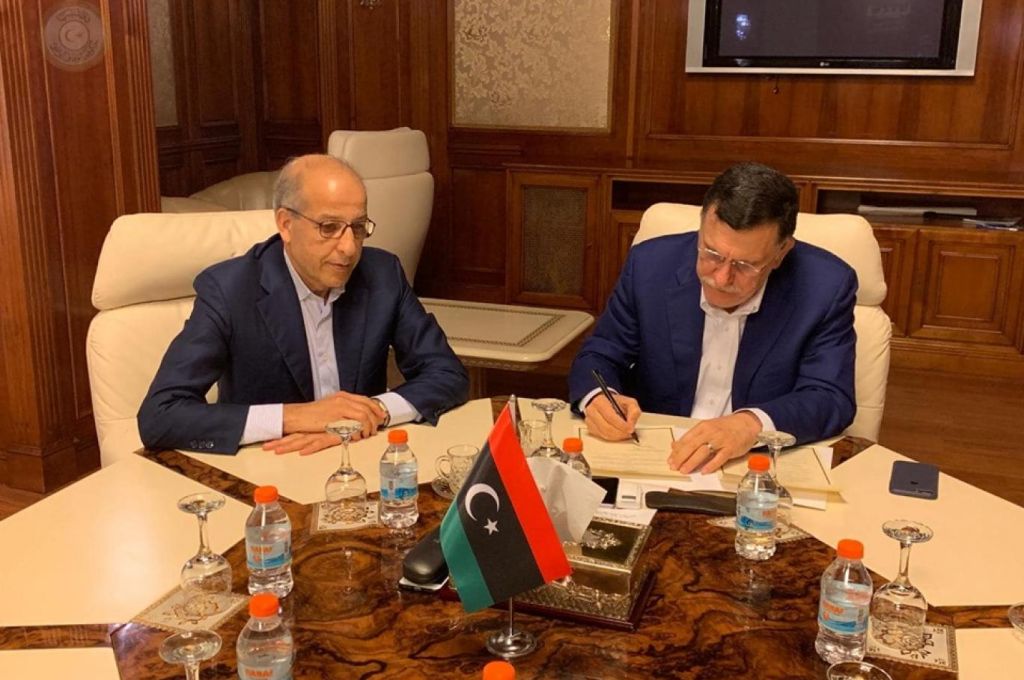 "السراج" يفتتح مركز الاستجابة السريعة لمجابهة جائحة كورونا