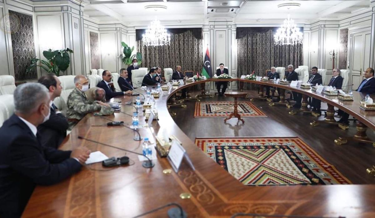 الرئاسي يبحث مع وفد تركي يضم وزيري الخارجية والمالية التعاون الاقتصادي والأمني