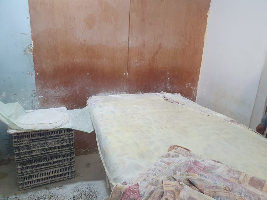 "الزيات" يكشف عن ضبط منزل عربي قديم يفتقر لأدنى الاشتراطات الصحية والقياسية لتحضير المعجنات